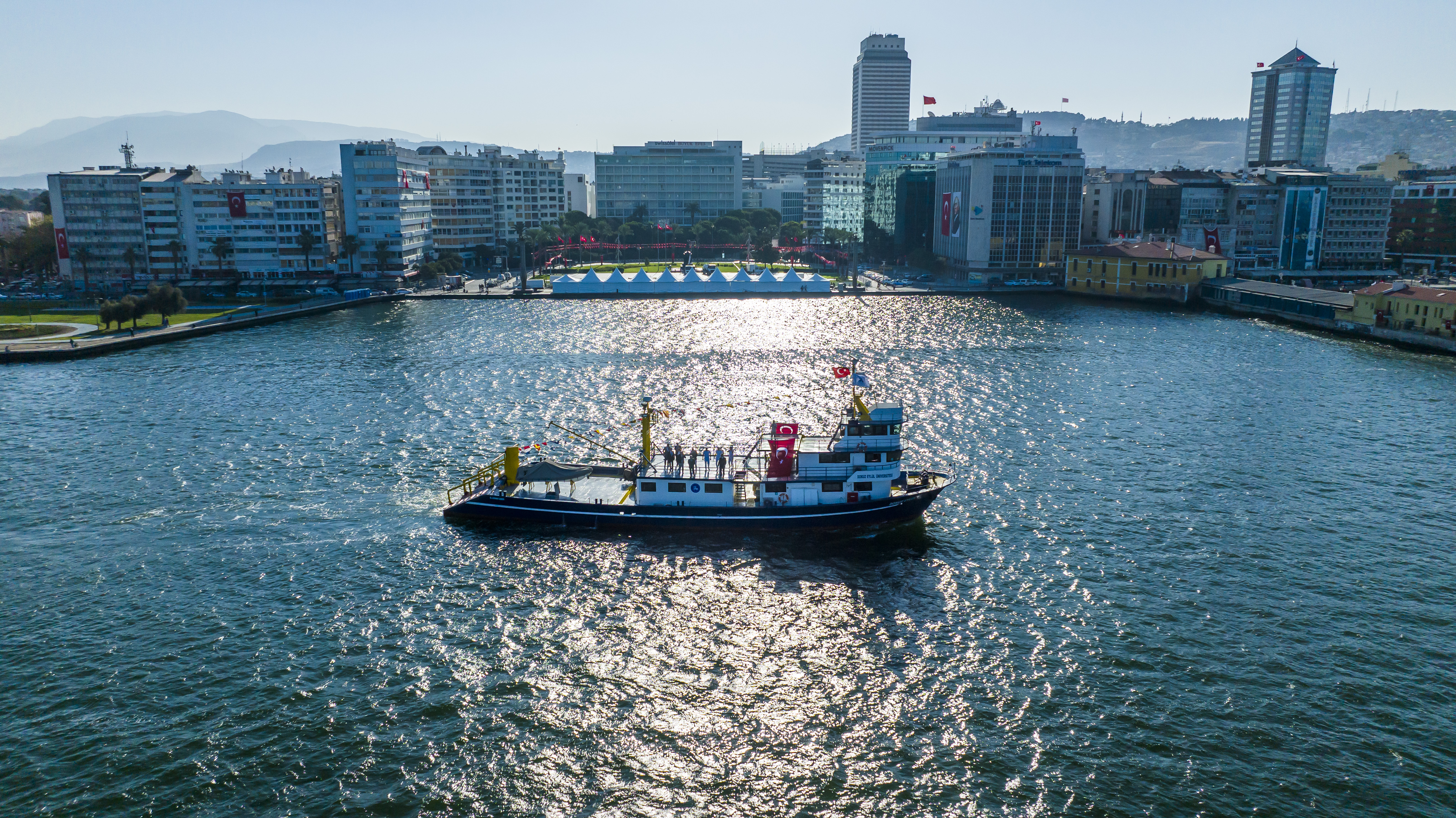 IZMIR_CUMHURIYET_MEYDANI_28102022_dji_0210